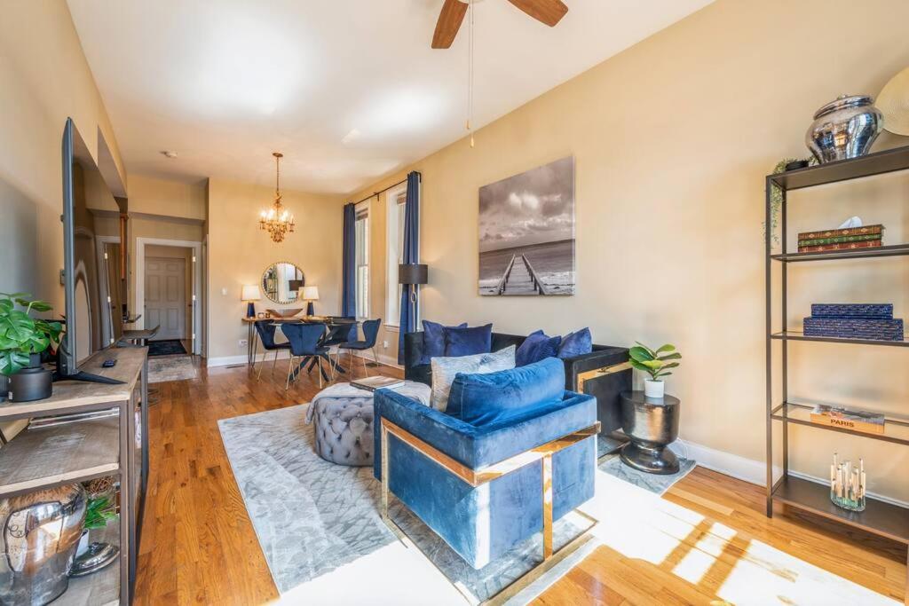 Lovely 2 Bed 3 Miles From Dt W Free Parking Chicago Exterior foto