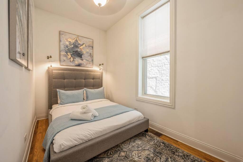 Lovely 2 Bed 3 Miles From Dt W Free Parking Chicago Exterior foto